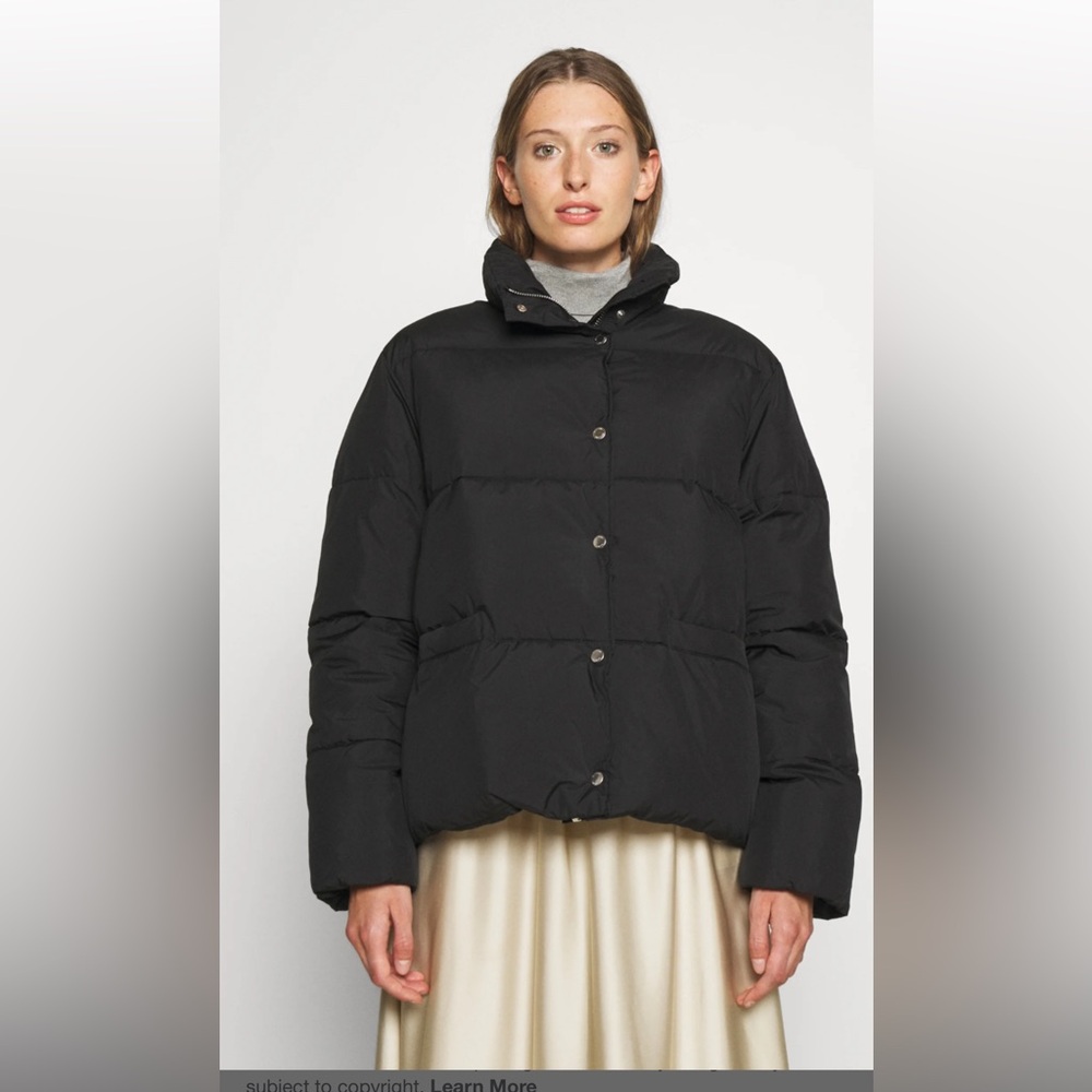 Women's Black Puffer Jacket